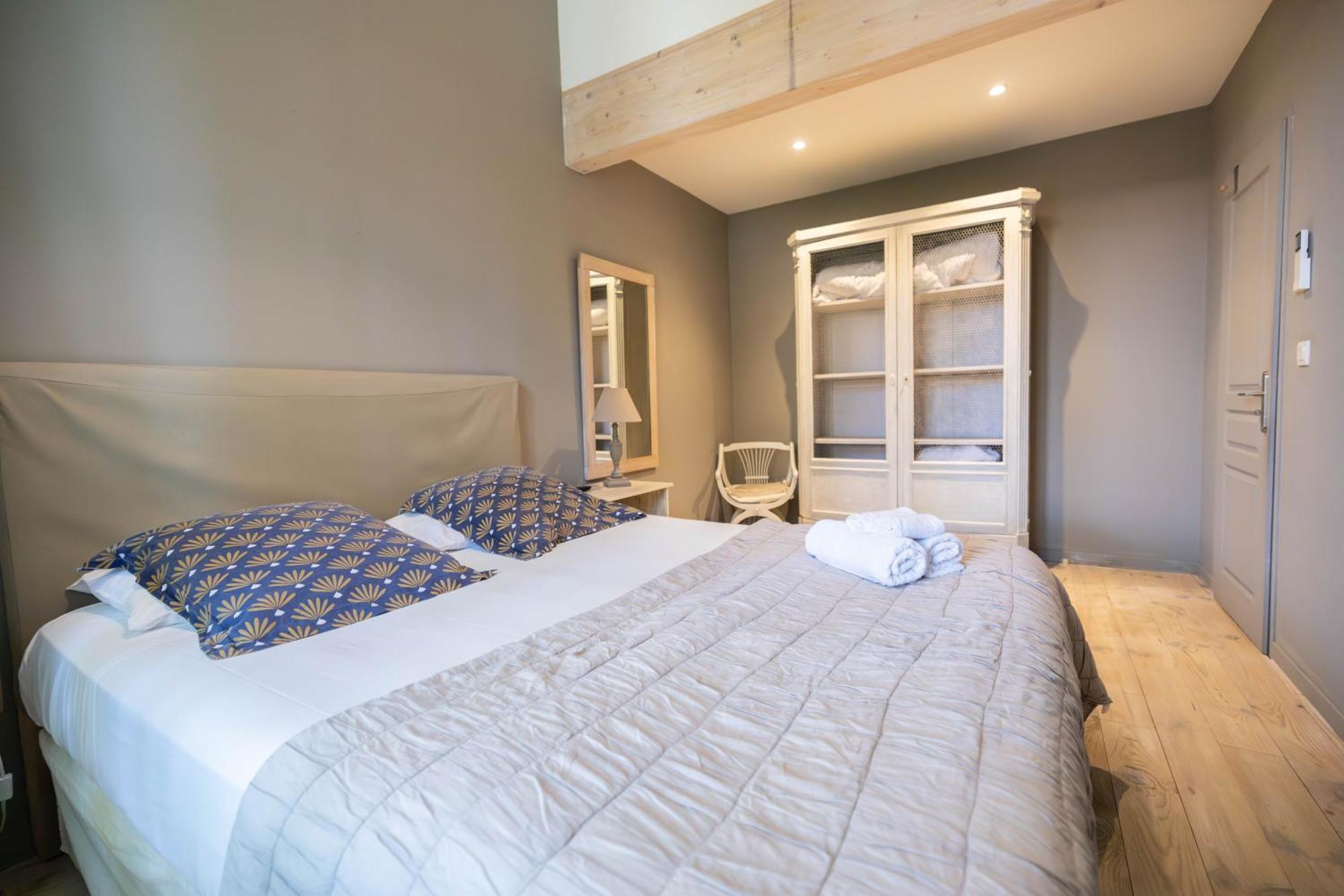 Gites Du Castell De Bles Saint-Génis Zimmer foto
